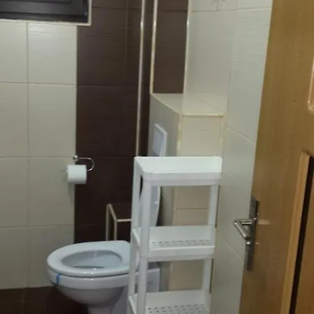Aloha Apartment *